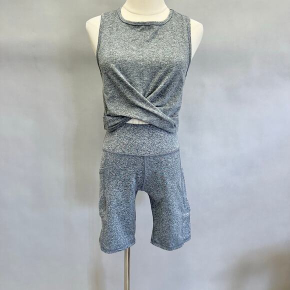 Zobha gray space dye twist crop top and biker short set Size Medium - Picture 1 of 16